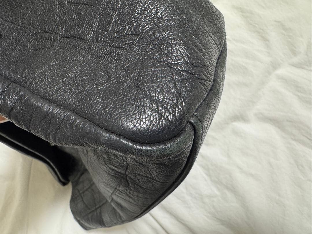 イヴサンローラン YSL ブラックレザー ショルダーバッグ