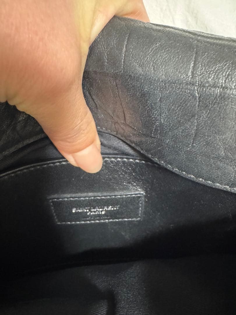 イヴサンローラン YSL ブラックレザー ショルダーバッグ