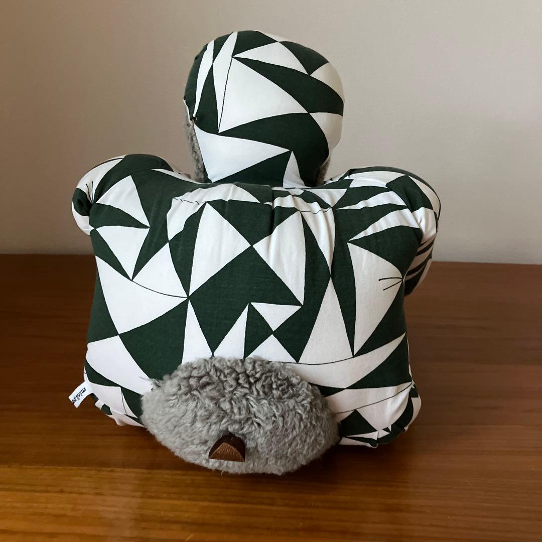 ミナペルホネン minaperhonen ぬいぐるみ オノメカマン　ナマケモノ