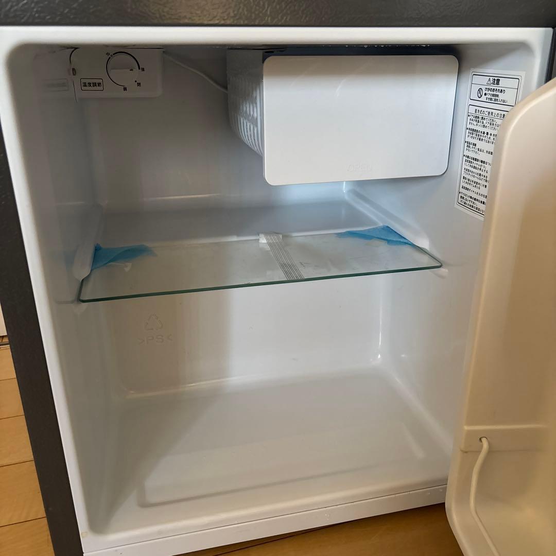 Hisense ハイセンス　小型冷蔵庫 HR-A45S　2022年製