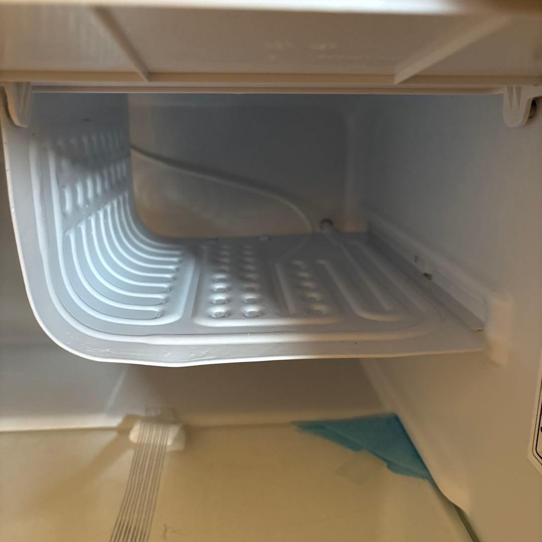 Hisense ハイセンス　小型冷蔵庫 HR-A45S　2022年製