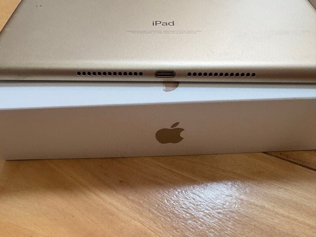 ipad (第５世代）Wi-Fi + Cellular ゴールド