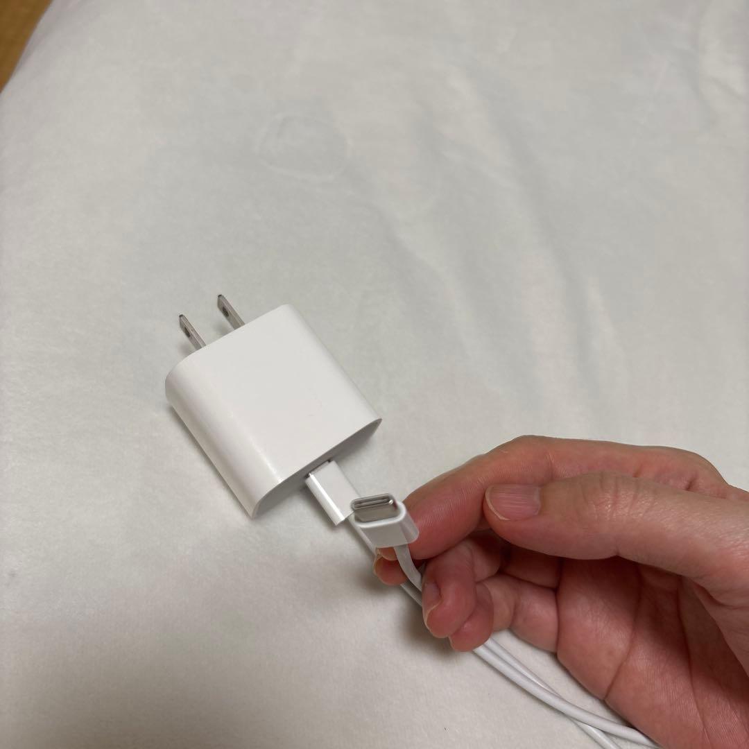 iPad Air 第4世代 WiFi（純正カバー、Apple Pencil付き）