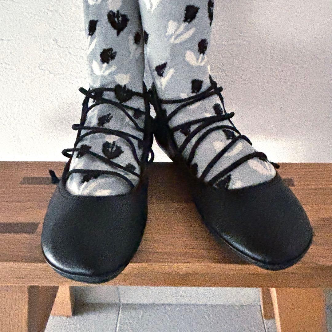 美品 カンペール ライトニナ レースアップ バレエシューズ ブラック 37