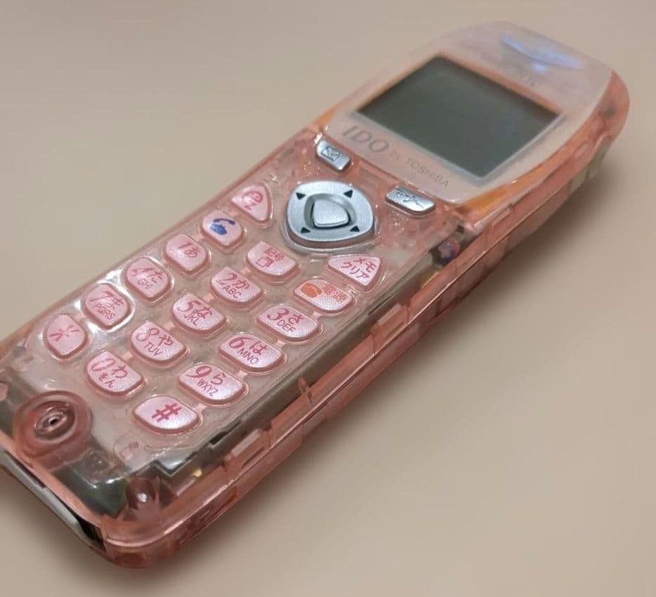 IDO C301T 東芝　TOSHIBA　ガラケー スケルトン 実機　レトロ