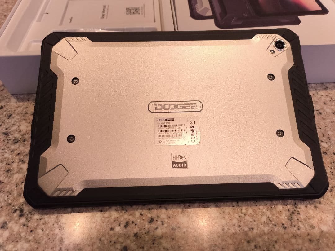 DOOGEE R10128GB15GB防水防塵helio 9910800mAh