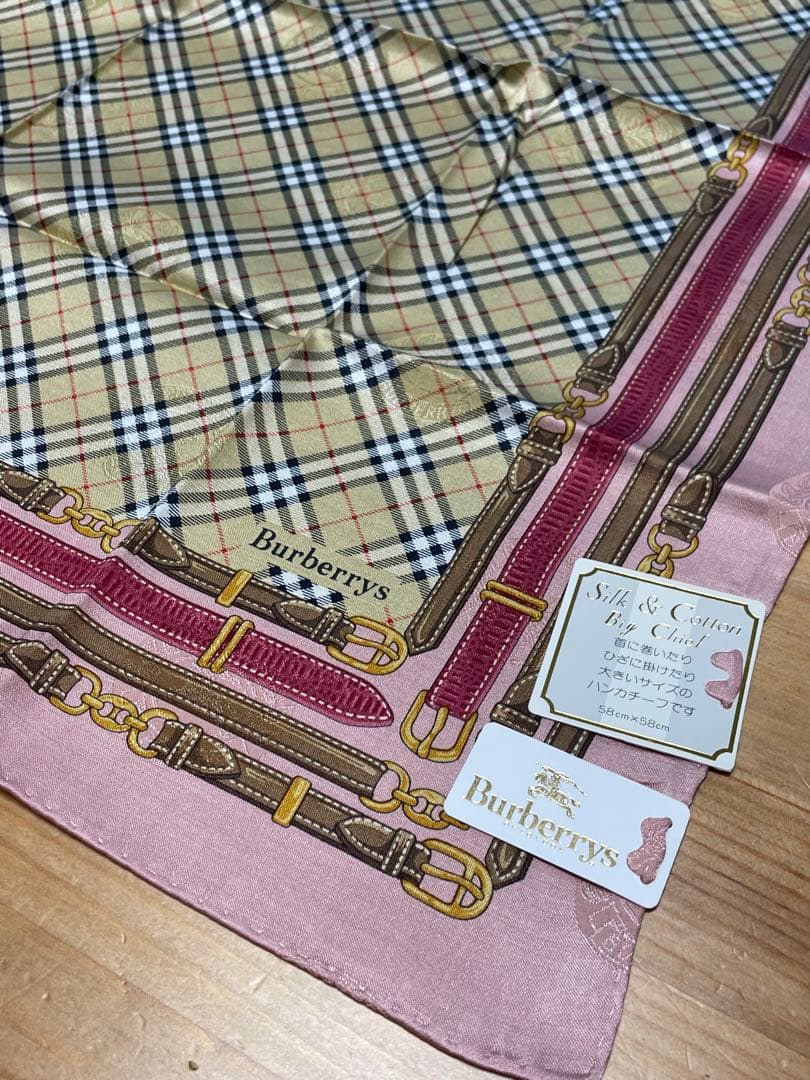 H*a様 シルク&コットンBurberrys チェック柄 ハンカチ セット