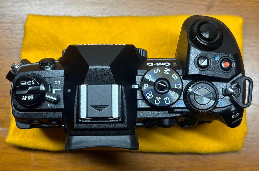 デジタルカメラ OLYMPUS E-M1 Mark III 12-40mm F2.8 PRO