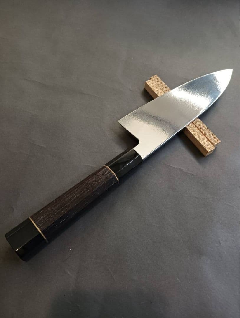 新品鞘付き 鏡面出刃包丁 190mm VG10本焼き 黒檀柄　木製鞘付き