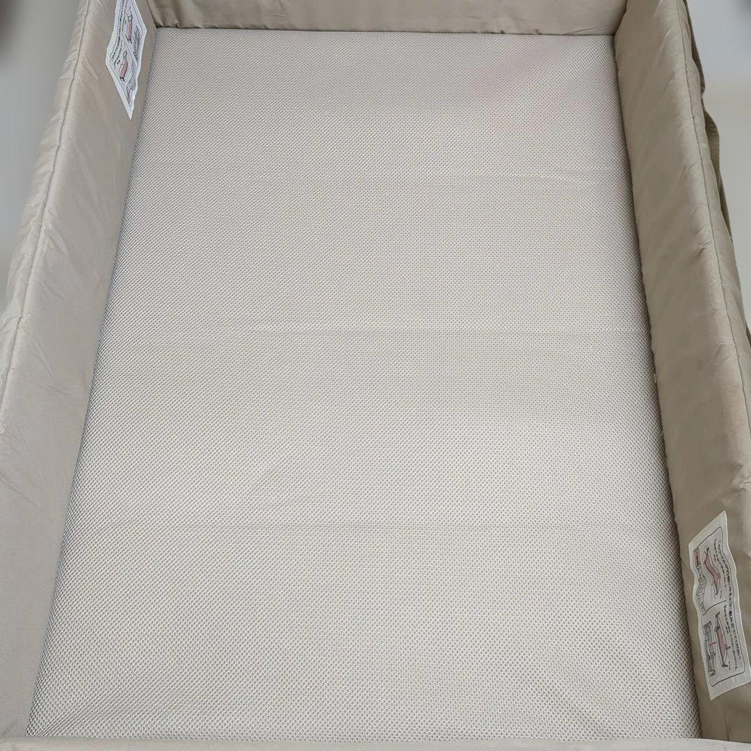 アップリカ　ココネルエアーab　折りたたみベビーベッド　ココアブラウン