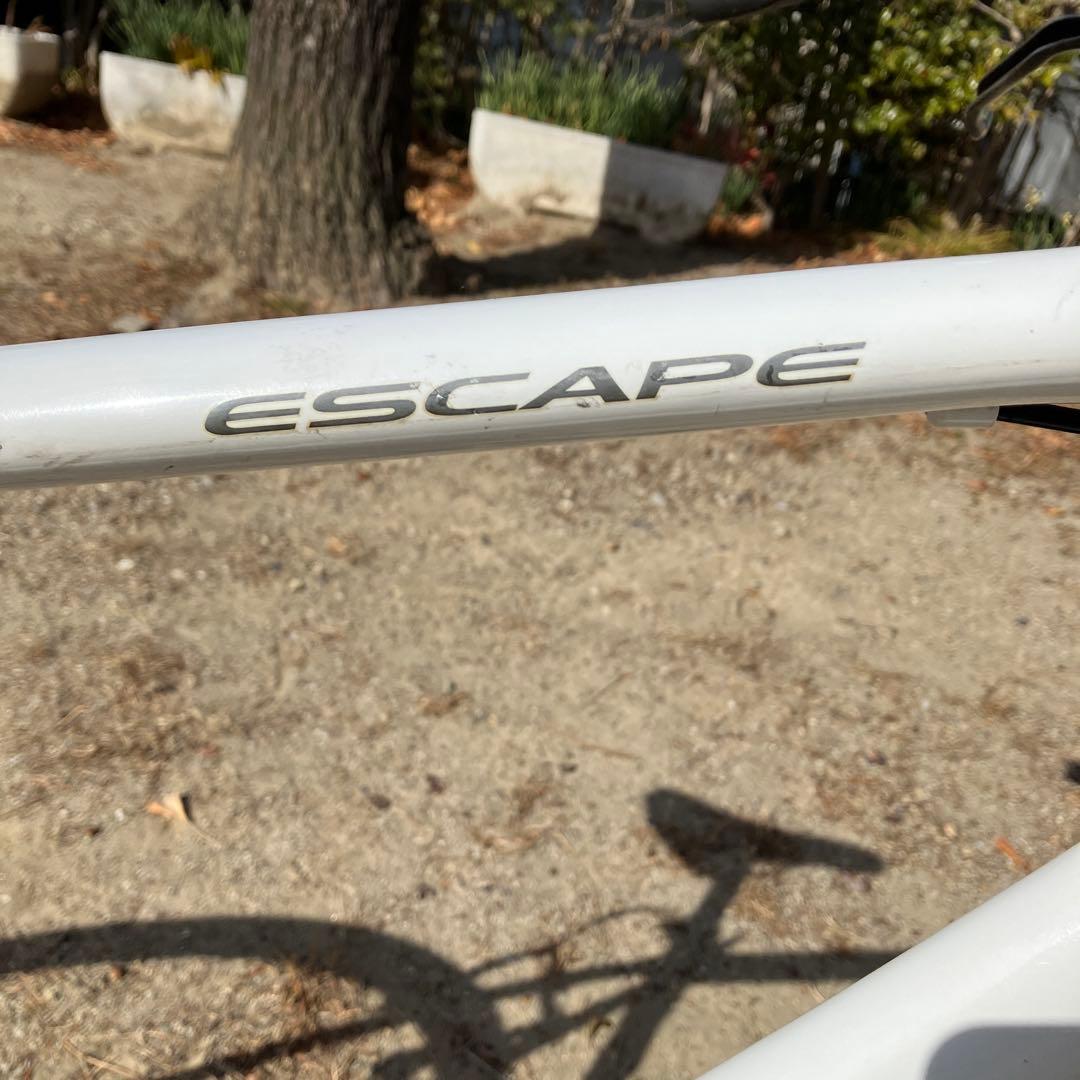 oneu　引き取り限定　Giant クロスバイク ホワイト　ジャンク品