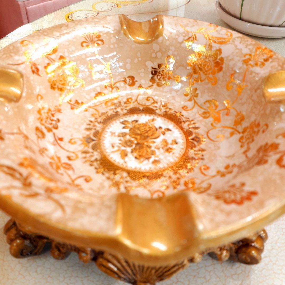 輸入雑貨　シノワズリ　『薔薇の灰皿』　ゴールド　薔薇柄　リビング