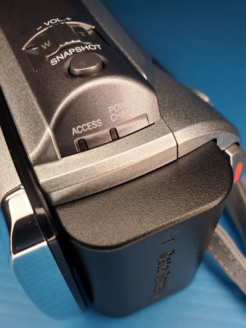 美品 JVC Everio GZ-HM33-S 純正バッテリー×2個