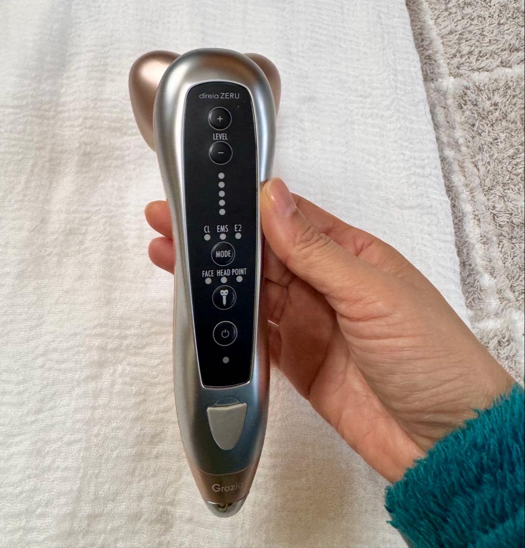 direia ZERU 美顔器 LEDライト付き