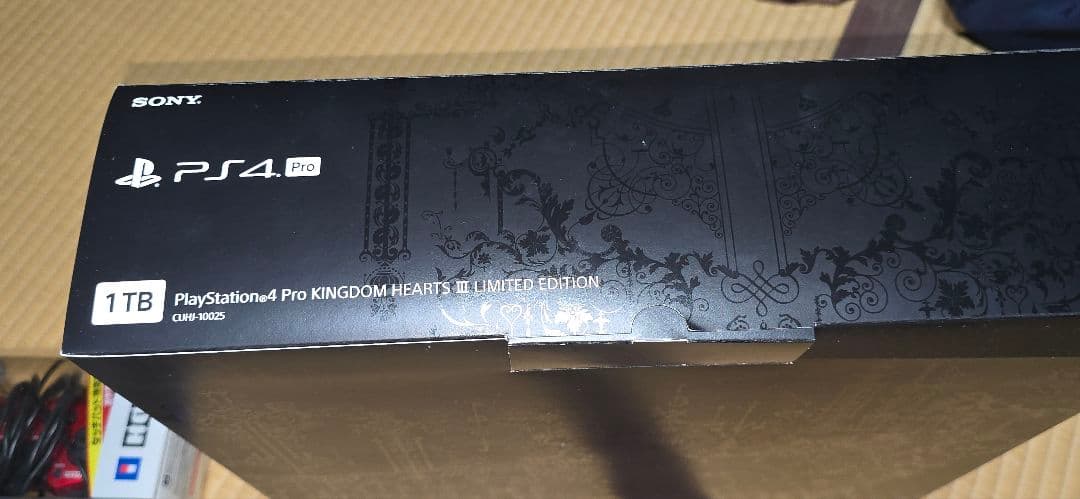 プレステ4 Pro 1TB KINGDOM HEARTS 限定版　ソフト3種付き