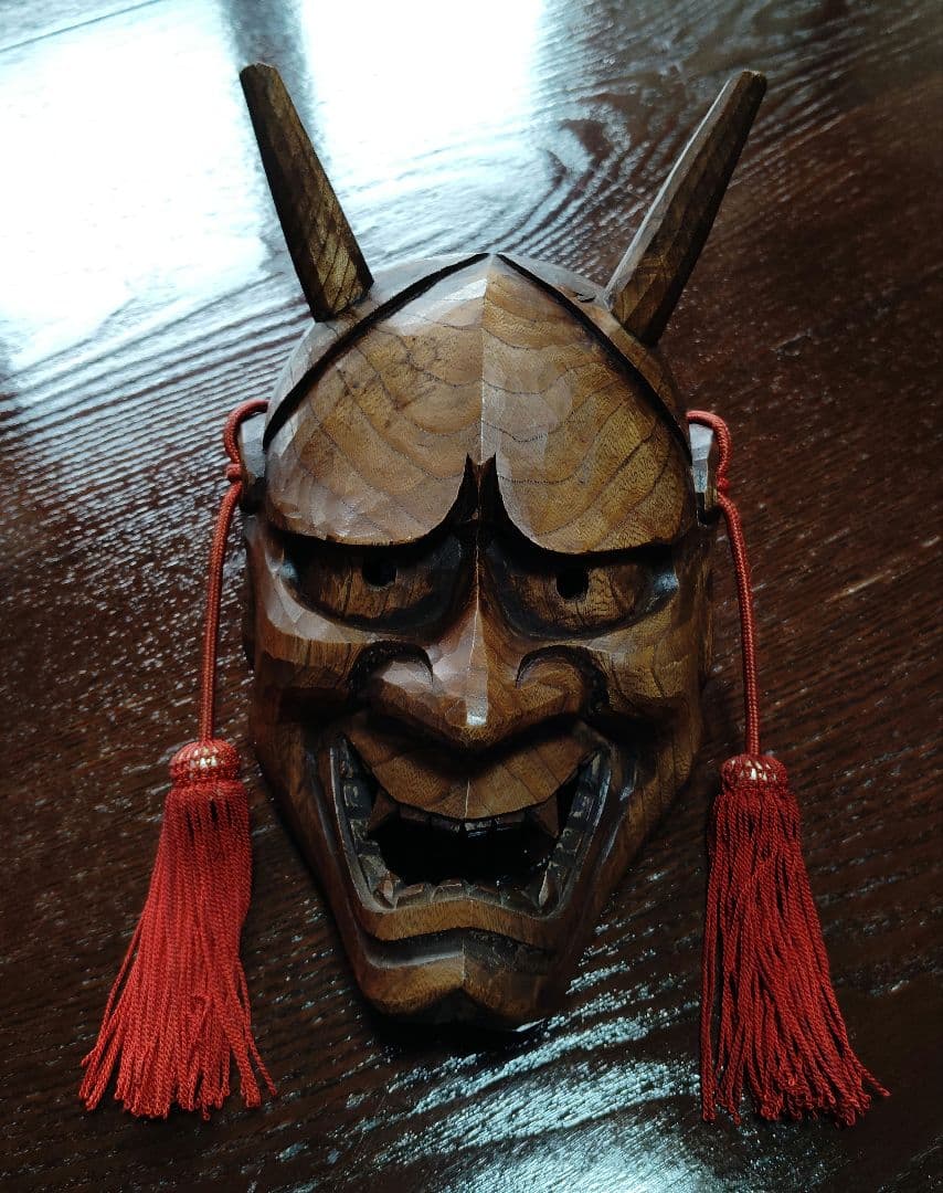 骨董品　アンティーク　木彫り工芸品　木製面　鬼面　迫力満点　彫り師名あり