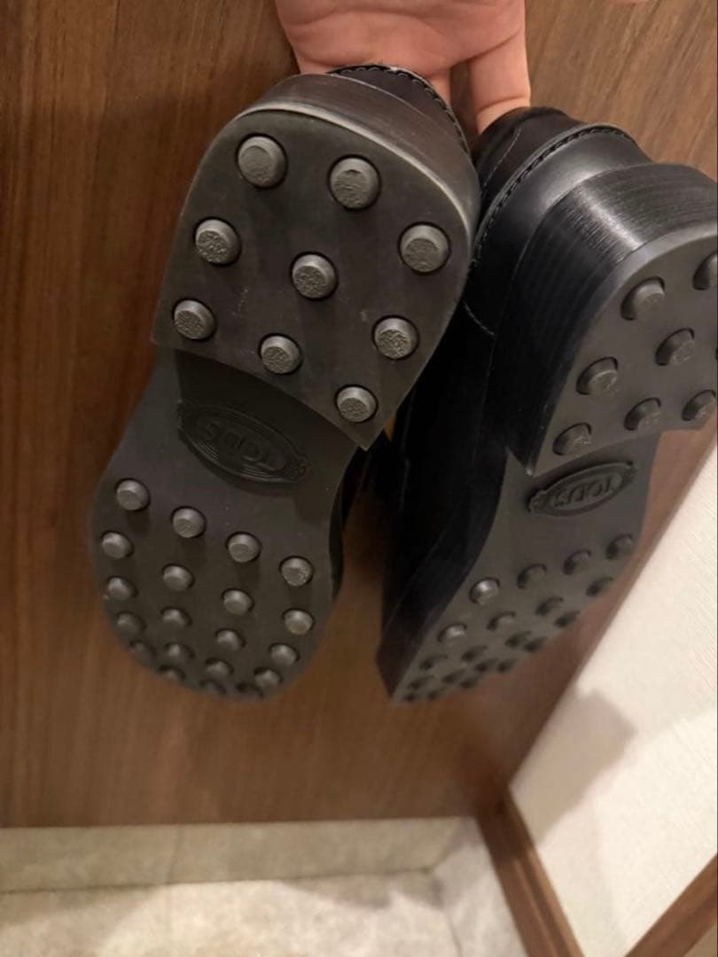 トッズ　ローファー