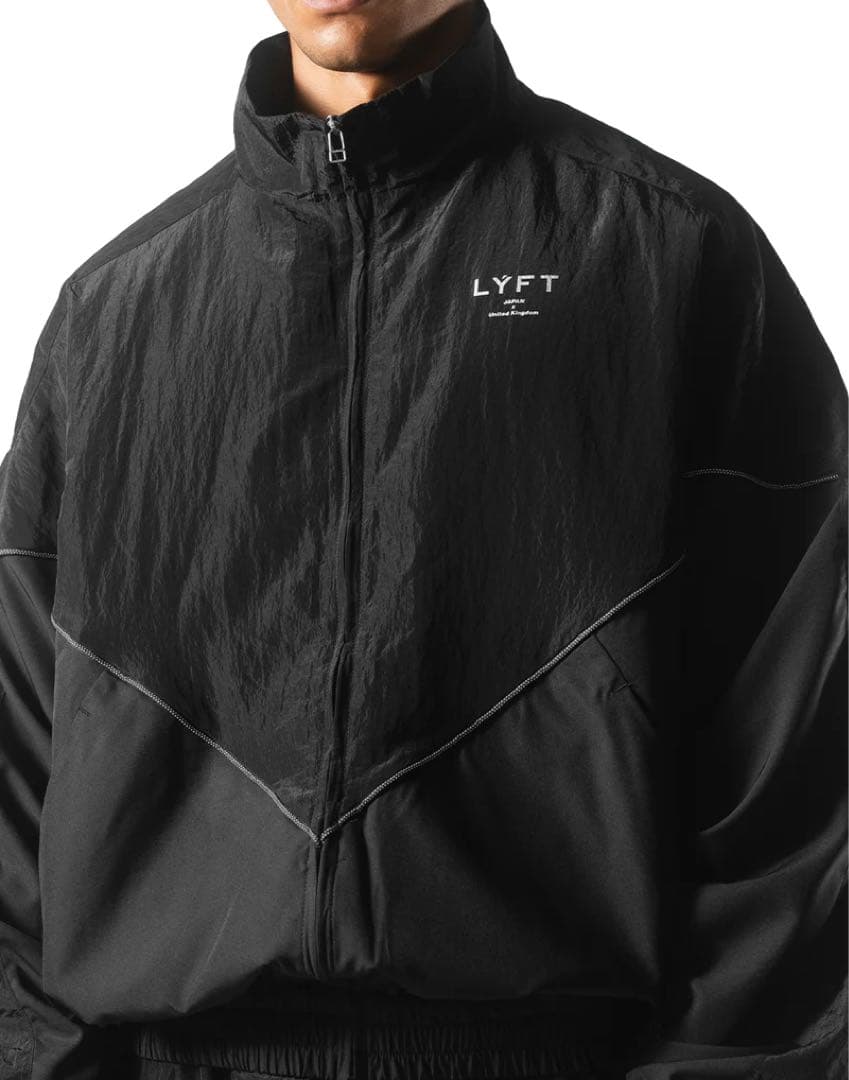 LYFT★黒Ｓ★セットアップ★V-FORM TRACK JACKET、ナイロン