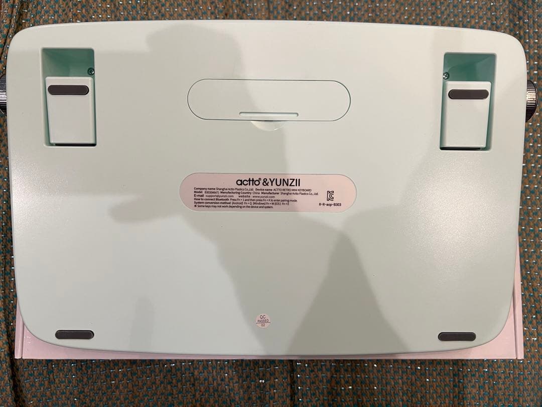 YUNZII ACTTO B303 ワイヤレス　キーボード　タイプライター