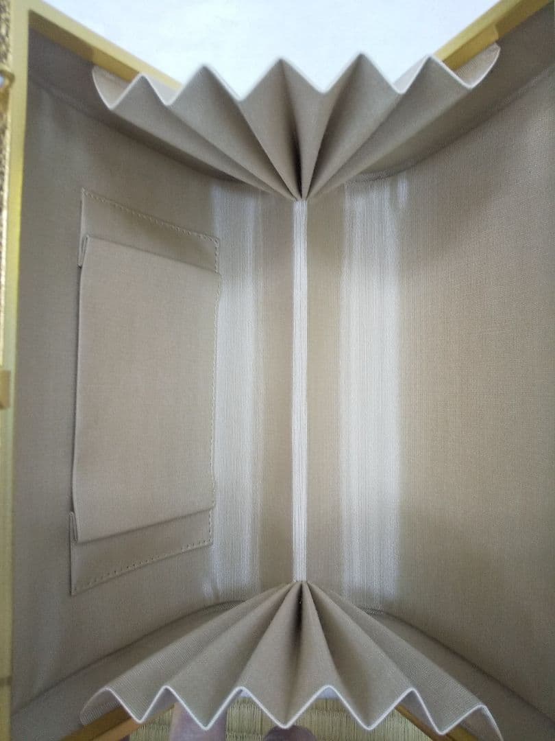 留袖、訪問着等 礼装用 金銀の市松模様の バックと 草履セット