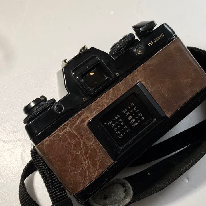 フィルムカメラ　ヤシカコンタックス139 Quartz ボディ　シャッター切れる