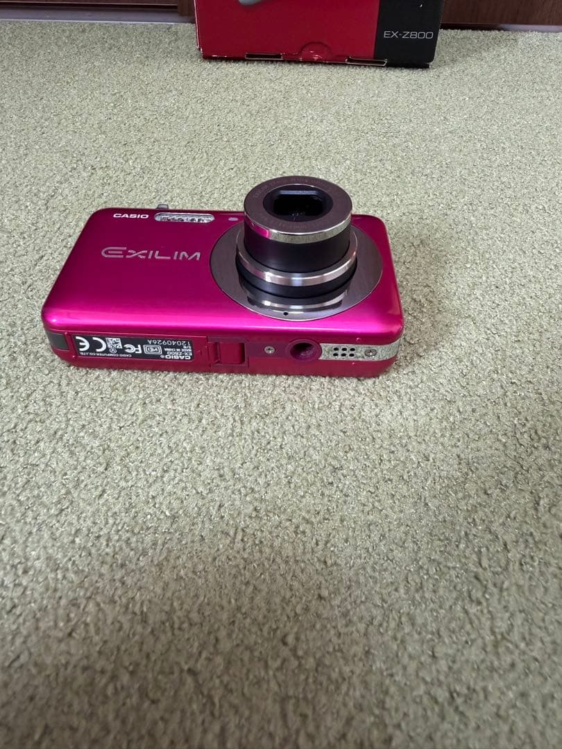 CASIO EX-Z800 コンパクトデジタルカメラ　チェリーピンク　箱付き