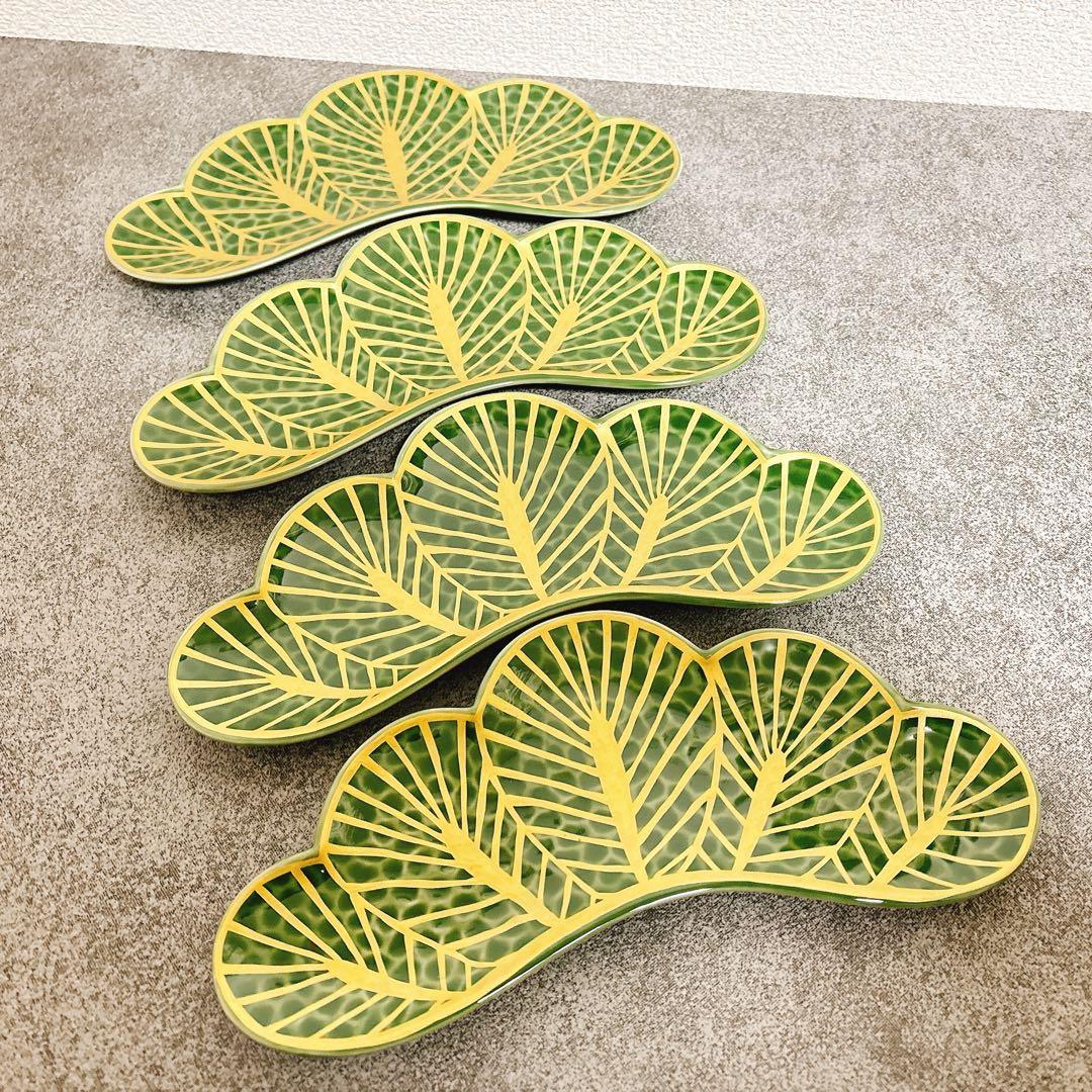 うにっこご依頼品リピ割　幸楽窯　錦金松葉形前菜皿　茶緑金　4点セット