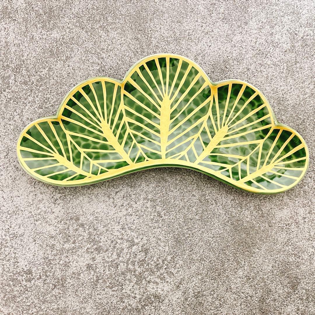 うにっこご依頼品リピ割　幸楽窯　錦金松葉形前菜皿　茶緑金　4点セット