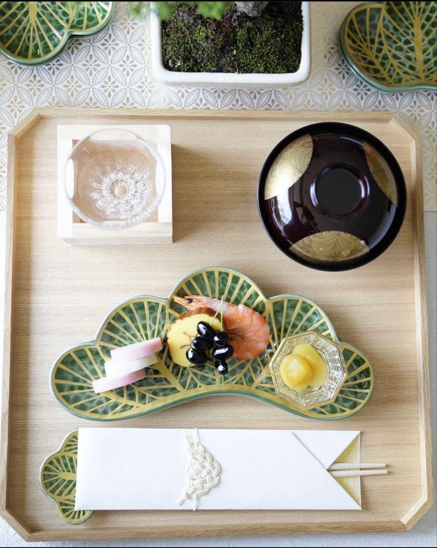 うにっこご依頼品リピ割　幸楽窯　錦金松葉形前菜皿　茶緑金　4点セット