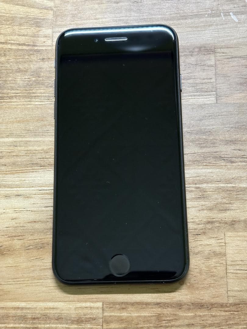 iPhone SE(第2世代) 128GB　ブラック　中古　本体のみ