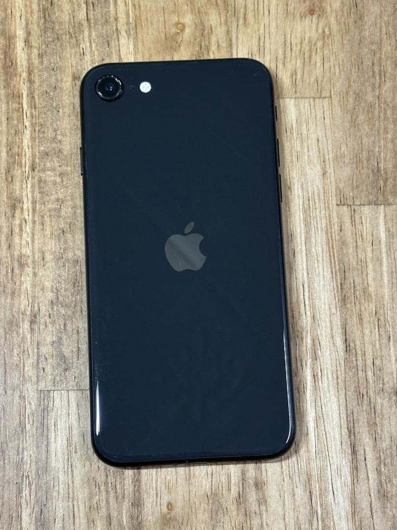 iPhone SE(第2世代) 128GB　ブラック　中古　本体のみ