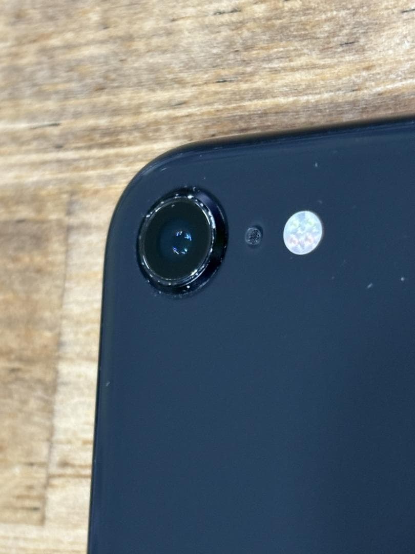 iPhone SE(第2世代) 128GB　ブラック　中古　本体のみ