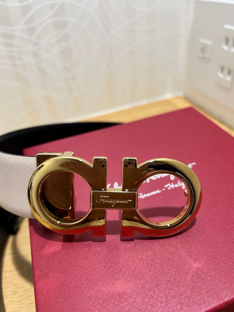 Salvatore Ferragamo レザーベルト　リバーシブル　フェラガモ
