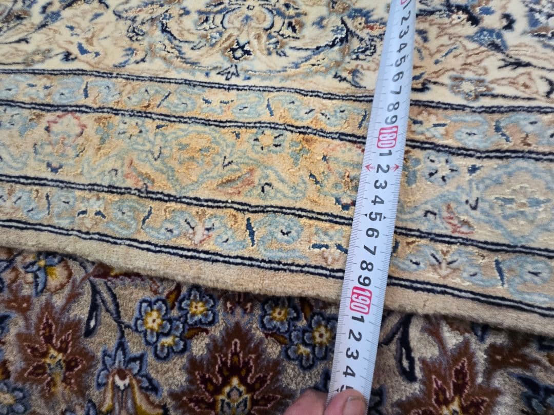 ペルシャ絨毯 ナイン産 素材シルクとウール手織り4LA サイズ305×190cm