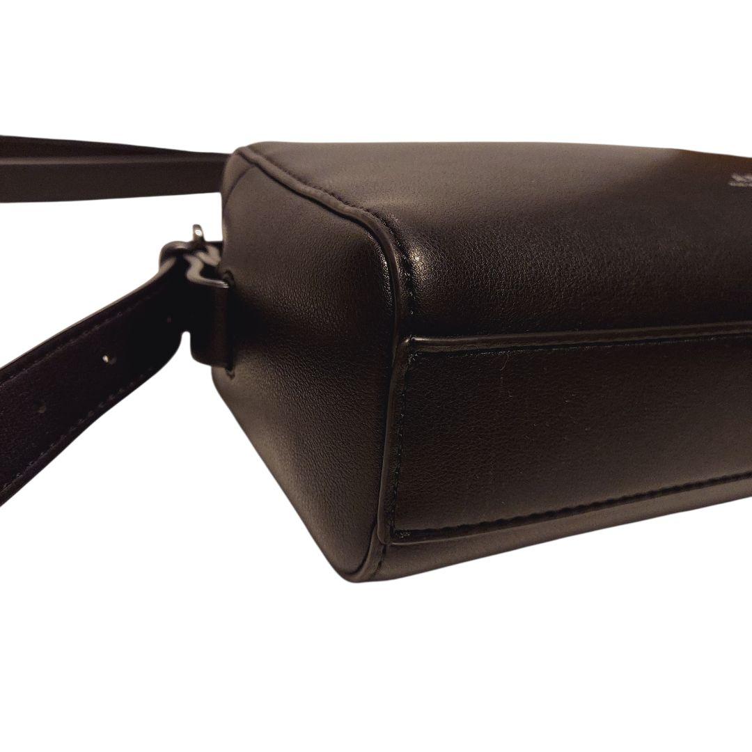 【APC】ショルダーバッグ Nino カメラバッグ 黒 レザー