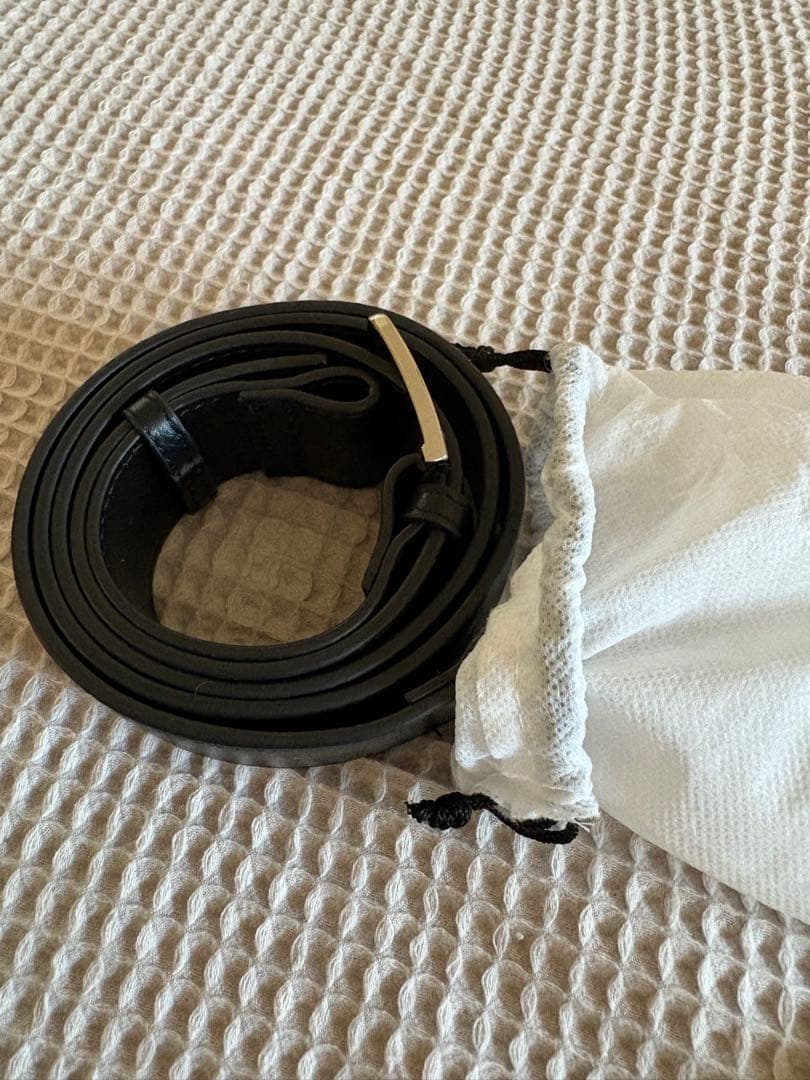 BEARDSLEY 黒 レザーボディバッグ と替えの水玉ベルト　2点セット