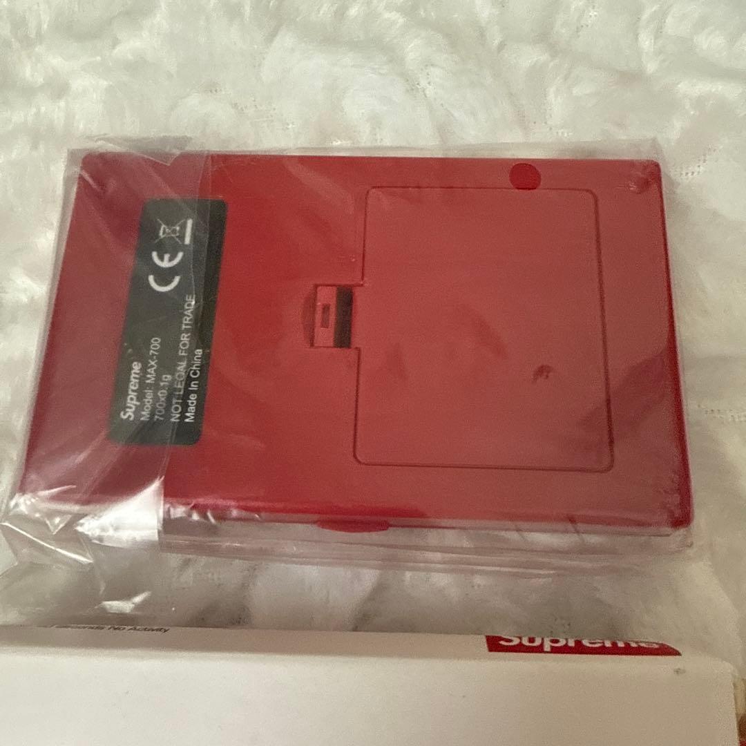 Supreme AWS MAX-700 デジタルスケール レッド