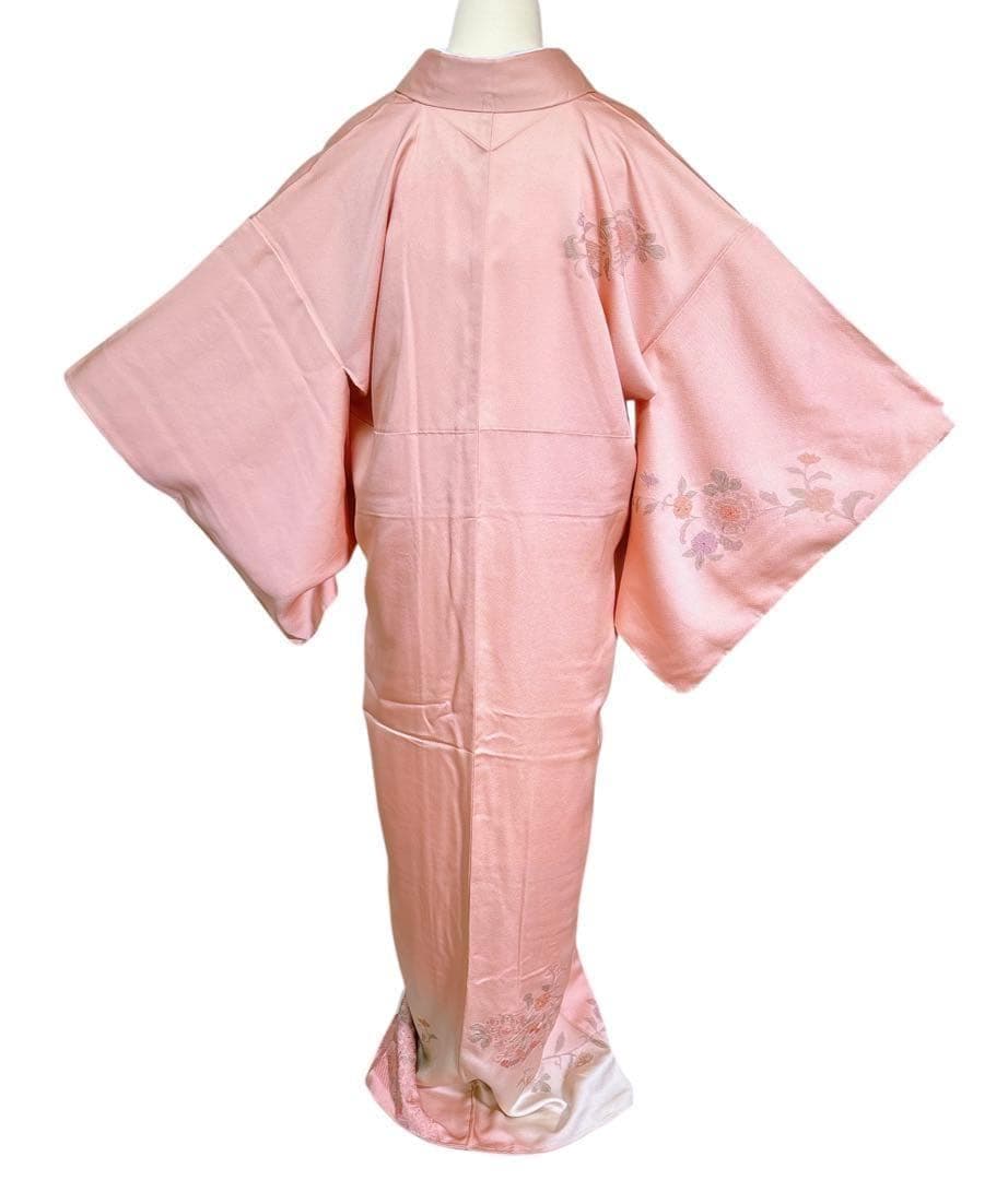 A106愛華 未使用着物 刺繍　スワト　宍色　美品　正絹　フォーマル