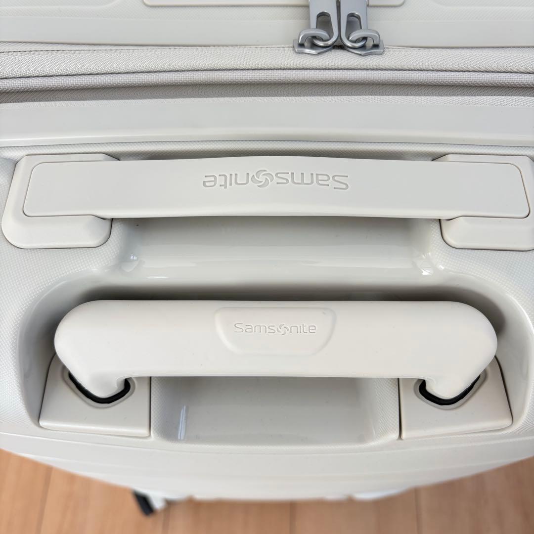 【新品】 サムソナイト Outline Pro Carry-On Spinner