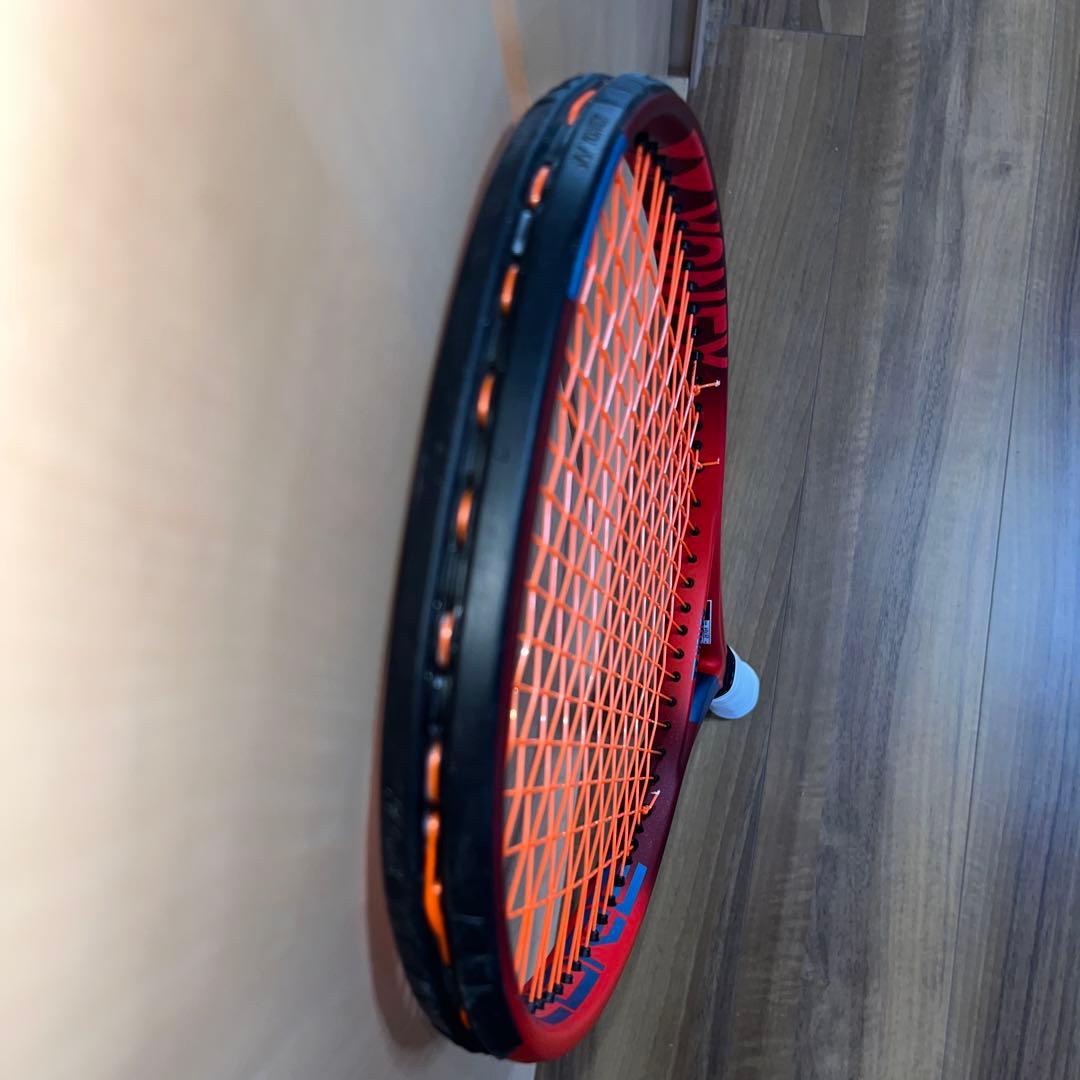 YONEX VCORE 100テニスラケット