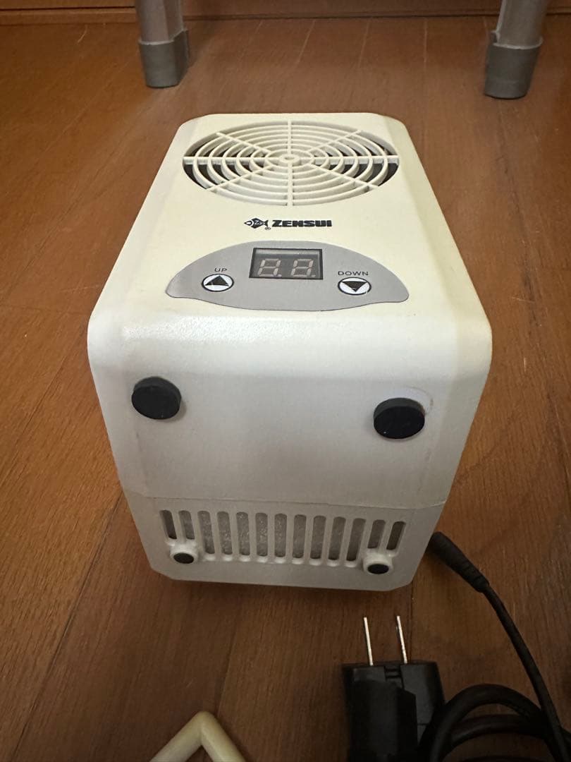 ゼンスイ　テガル　水槽用クーラー