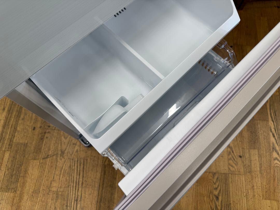 F052 超美品‼️ TOSHIBA ３ドア　冷蔵庫　2024年　356L