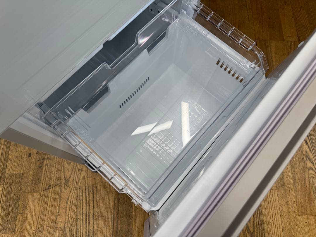 F052 超美品‼️ TOSHIBA ３ドア　冷蔵庫　2024年　356L