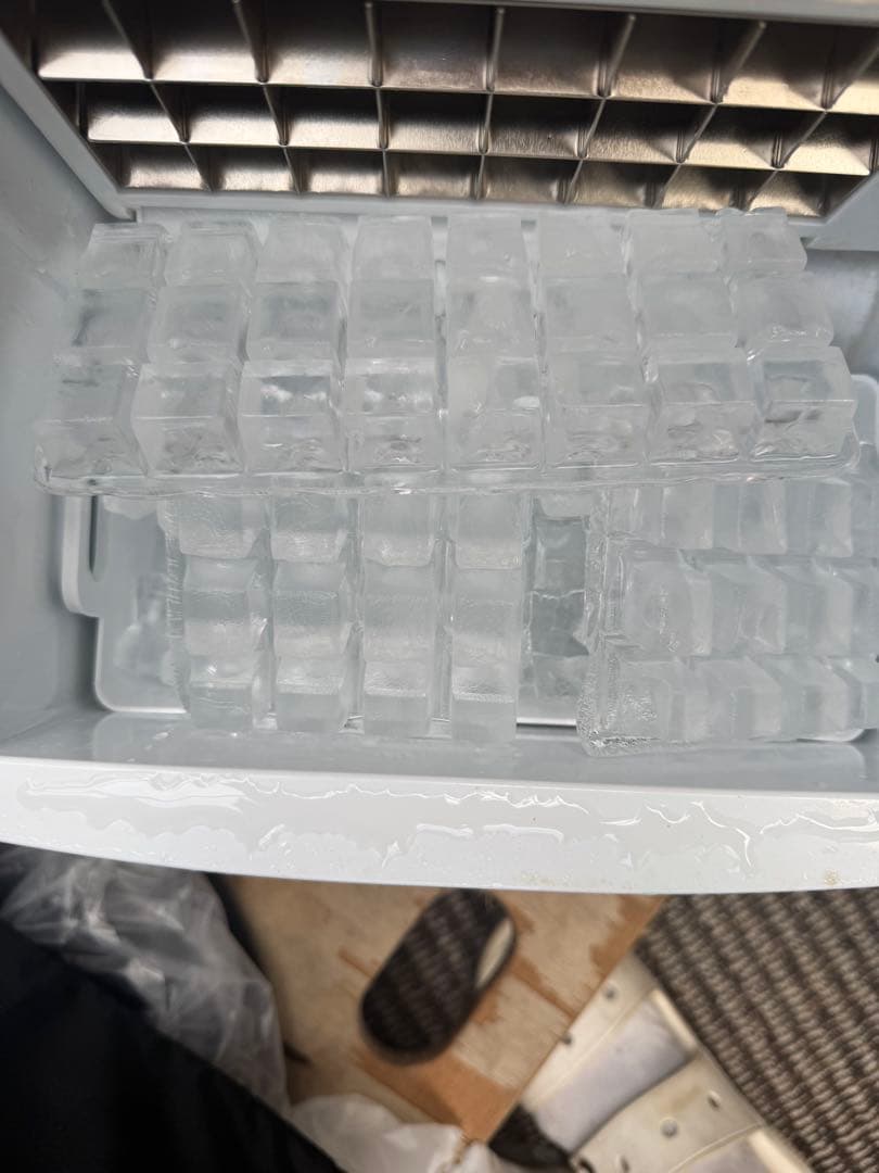 高速アイスメーカー・クリアロック　RM-100H