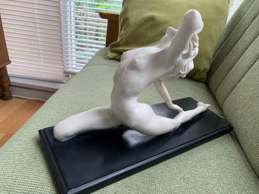 大理石 彫刻 裸婦像