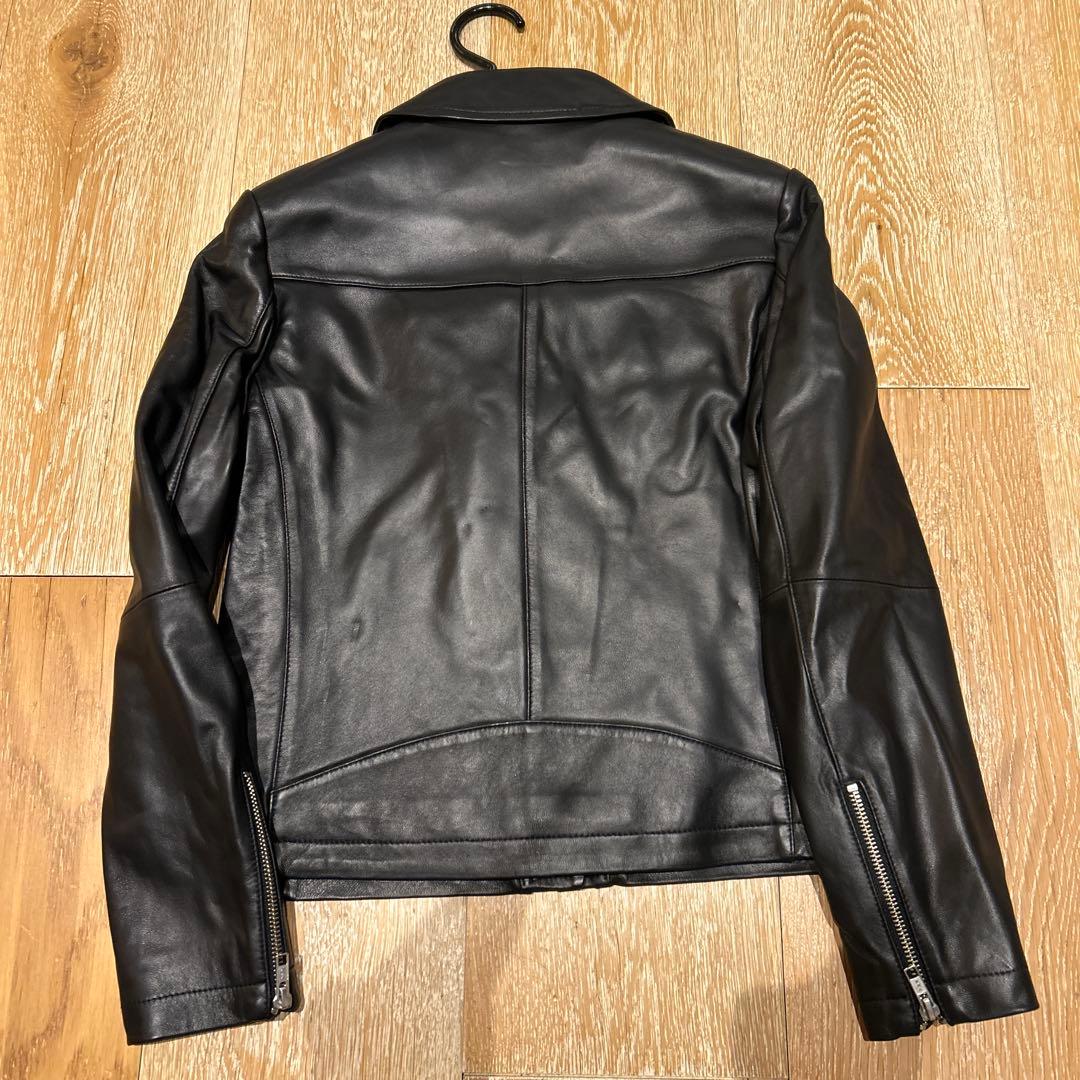 aga 新品未使用　ブラック レザー ライダースジャケット M ラム革