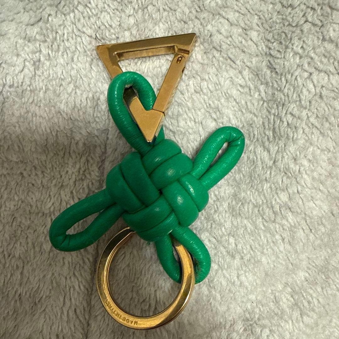 BOTTEGA VENETA グリーンレザーキーホルダー