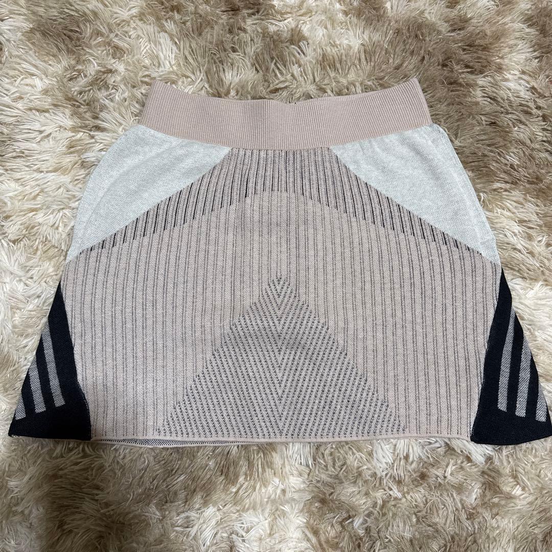 新品タグ付きadidas セーター・トレーナーセットアップ