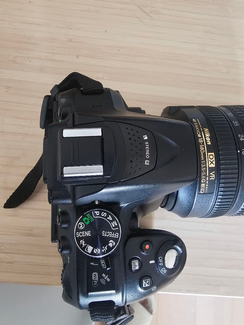 Nikon D5300 18-140mm レンズキット【訳あり・動作確認済み】