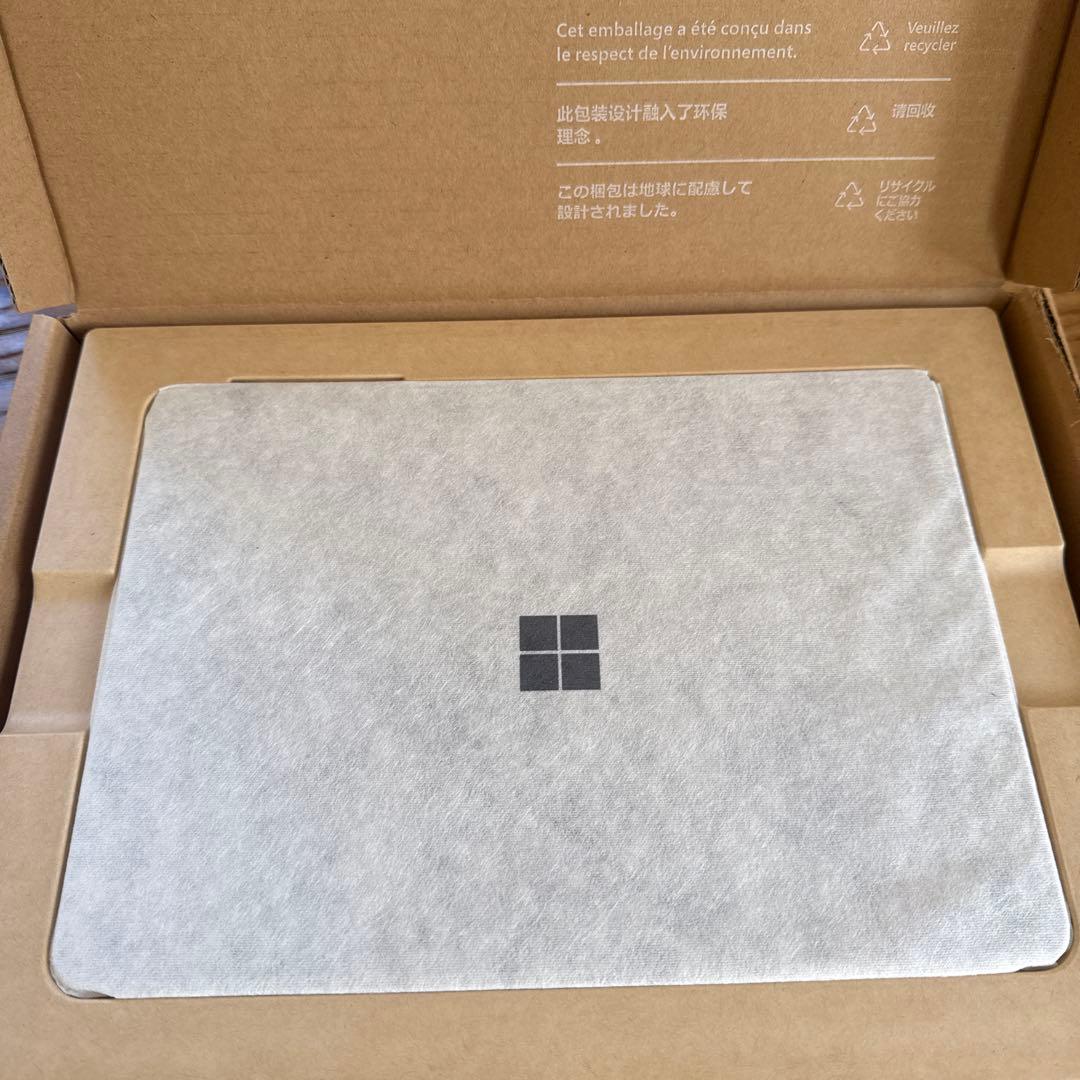 Microsoft Surface Go4本体＋キーボード